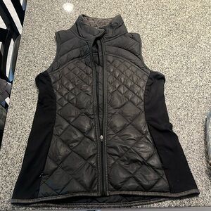 Black Lululemon puffer vest